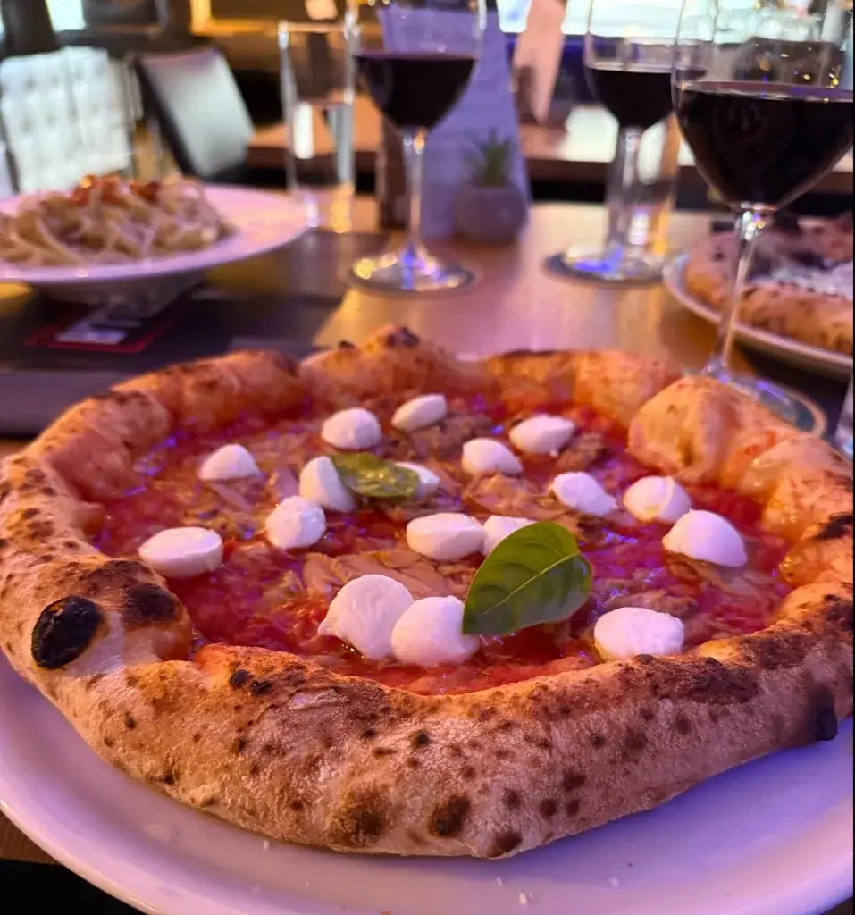 Tarantella - Pizza Pasta Napoli_Trofaiach_slider_image_2