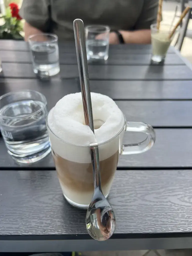 Cafe Gande_Trofaiach_slider_image_2