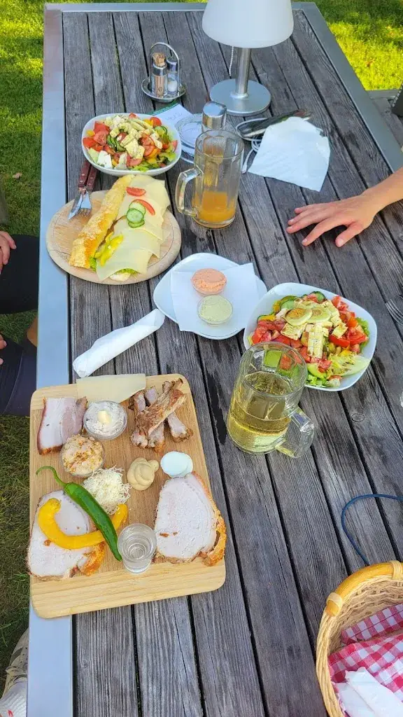 Philipp Linn Castano_Stiarl Hof_Wettmannstätten_review