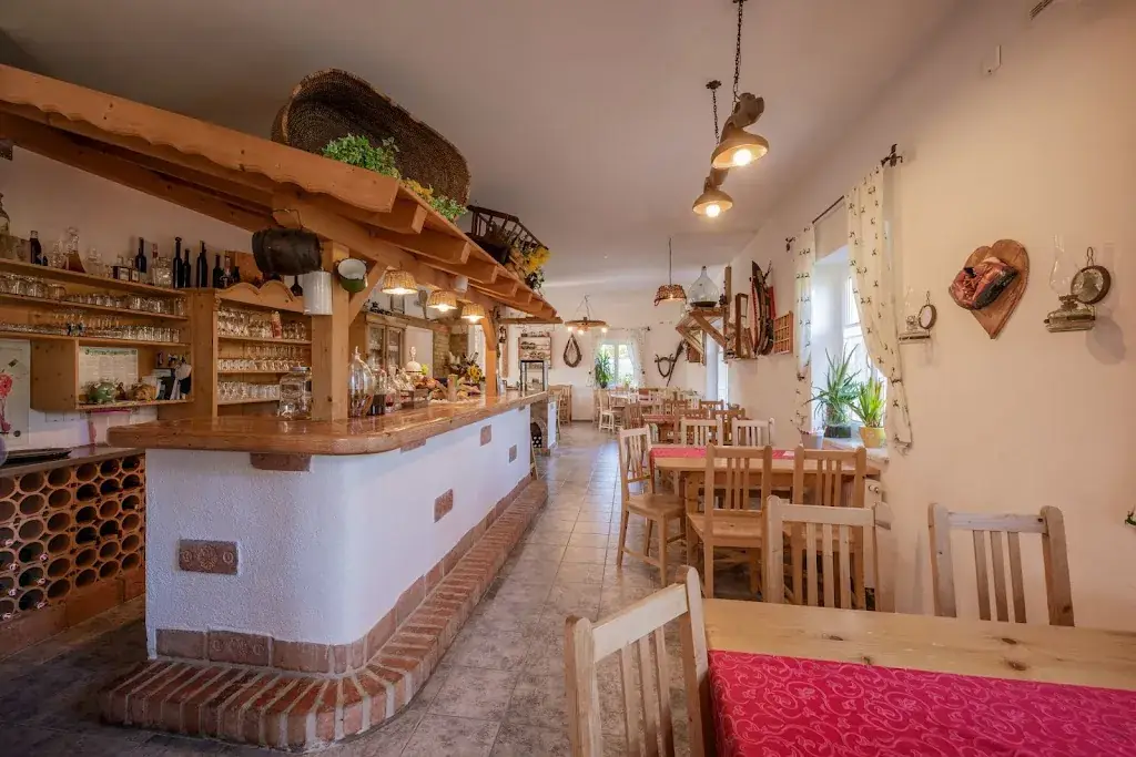 Thermenstadl Heuriger_Weichselbaum_slider_image_1