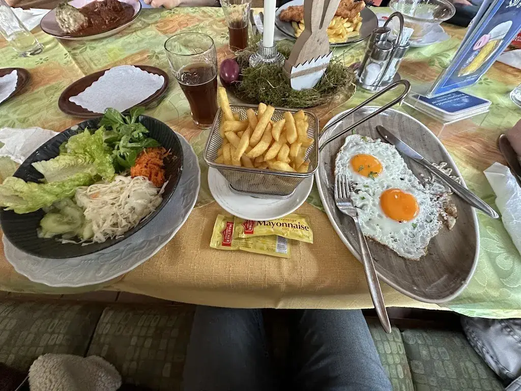 Leonhard Lange_Restaurant-Café Grabner_Wildalpen_review