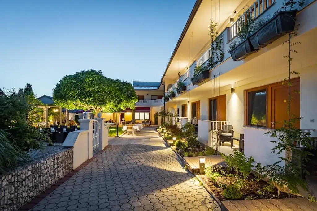 Das Blaufränkisch Weinhotel & Restaurant_Deutschkreutz_slider_image_1