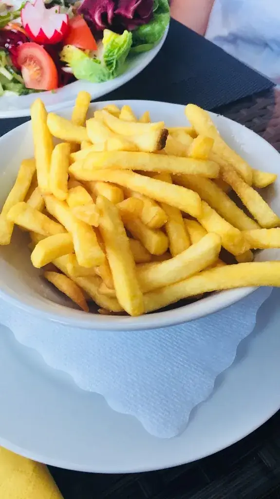 Patric Fuchs_Schmankerlstock Cafe-Restaurant_Absam_avis