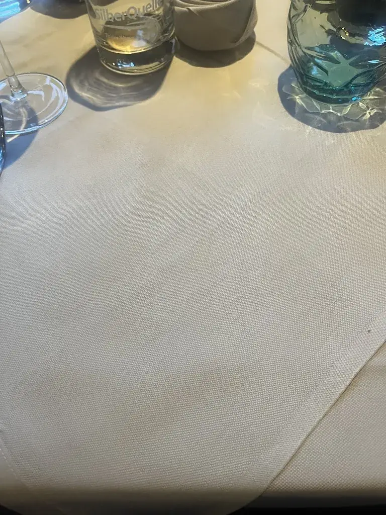 Maarten de Heus_Connys – Original Tiroler Wirtshaus | Restaurant · Bed & Breakfast_Alpbach_review