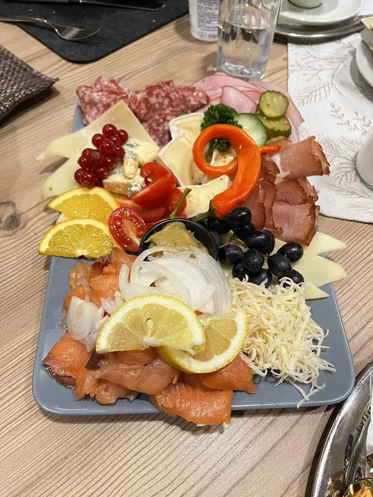 Menu_Cafe Papalapap, Zigarettenautomat_Ampass_immagine_3