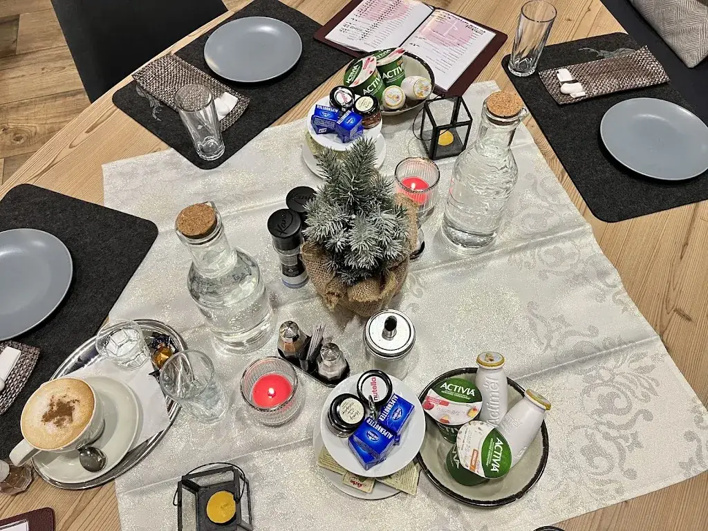 Cafe Papalapap, Zigarettenautomat_Ampass_slider_image_3