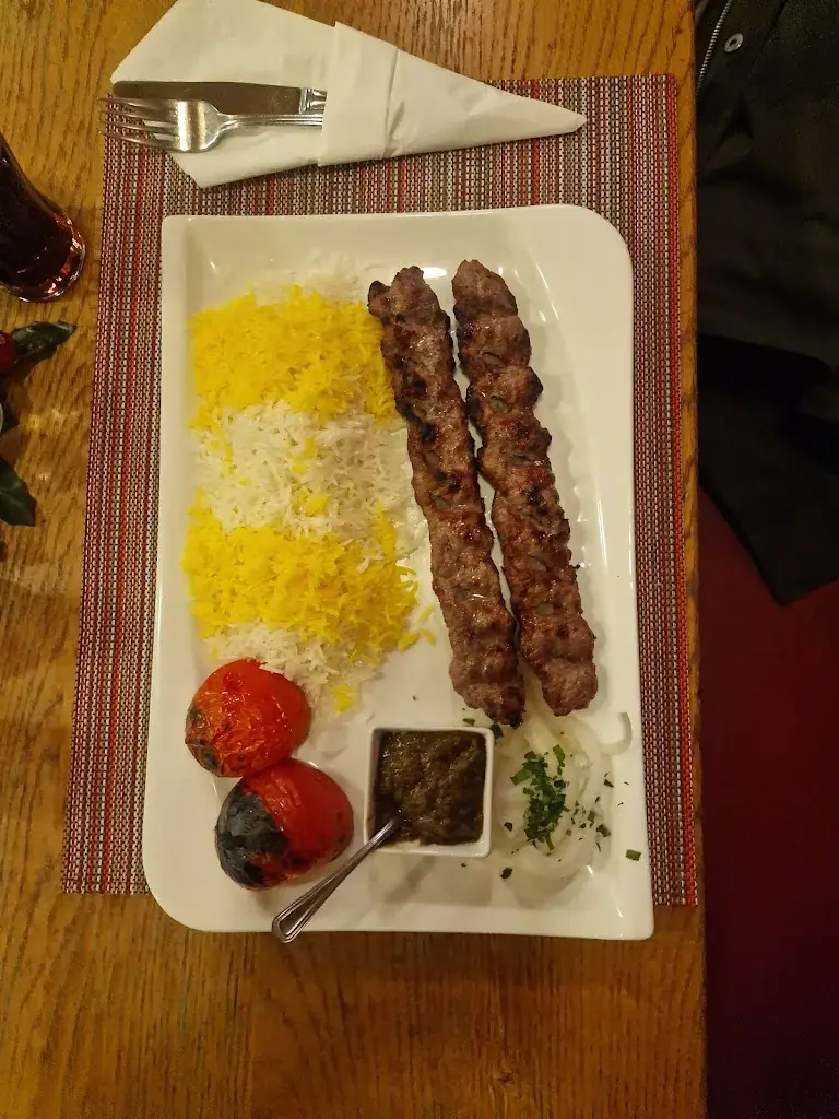 LeagueAndPubgonly_Alice Bistro_Ampass_recensione