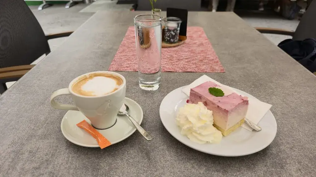 Martin Millesich_Dolomiten-Waldschenke Amlach_Amlach_review