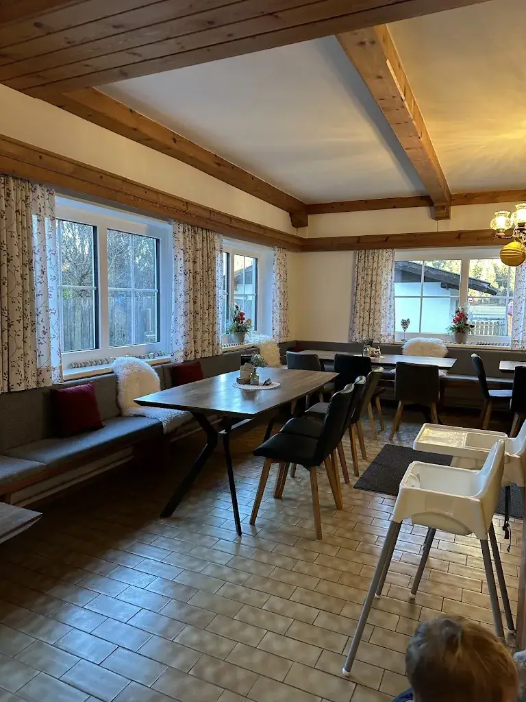 Anastasia Trusova_Dolomiten-Waldschenke Amlach_Amlach_review