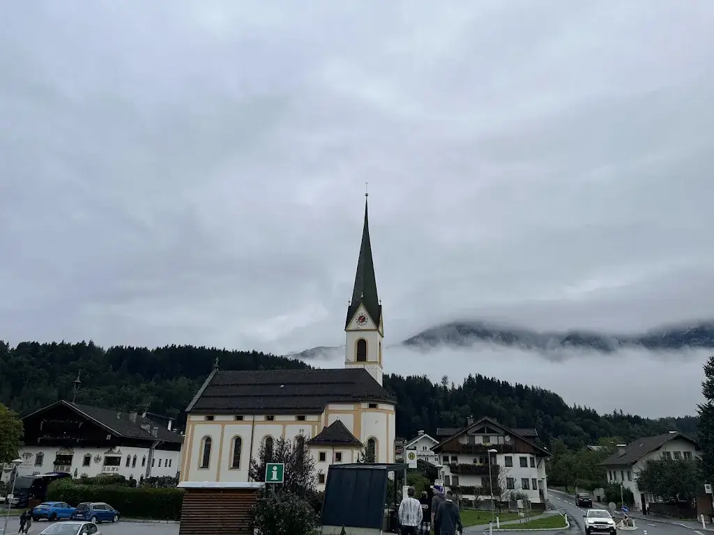 Sevan Hosebian-Vartanian_Gasthaus Kammerhof Angath_Angath_avis