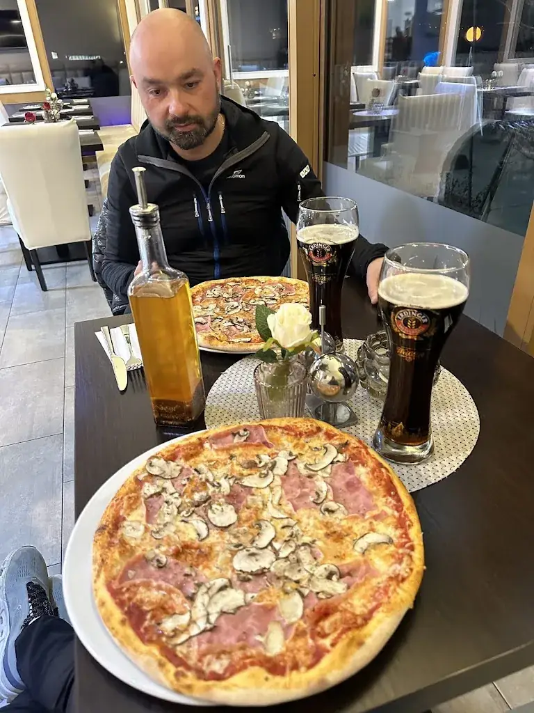 Die Post - Restaurant Pizzeria - Arzl_Arzl_slider_image_2