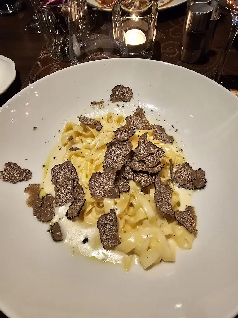 Menu_Das Schindler_Amras_image_9