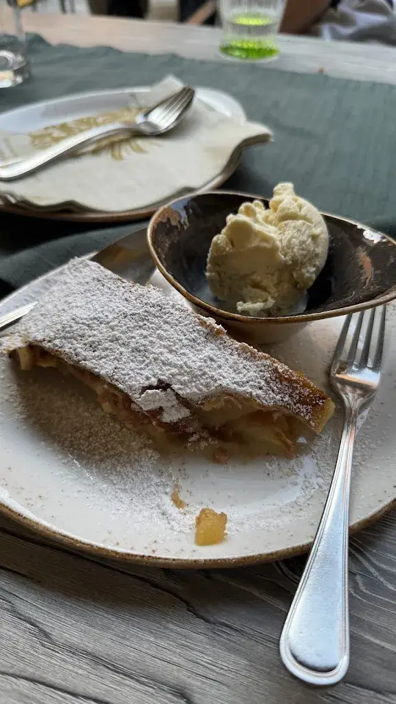 Menu_Restaurant Goldener Adler Innsbruck_Amras_immagine_6