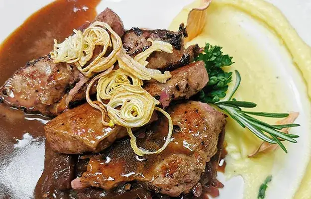 Restaurant Goldener Adler Innsbruck_Amras_slider_image_3