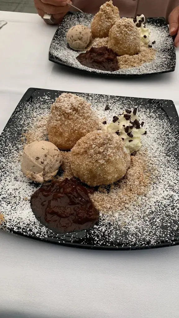 Roman Kuprian_Burkia Innsbruck_Amras_review