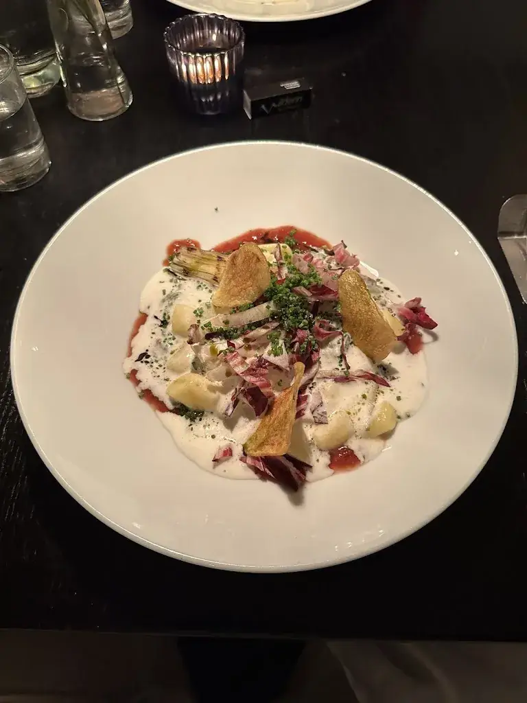 Emma K_die Wilderin_Amras_review