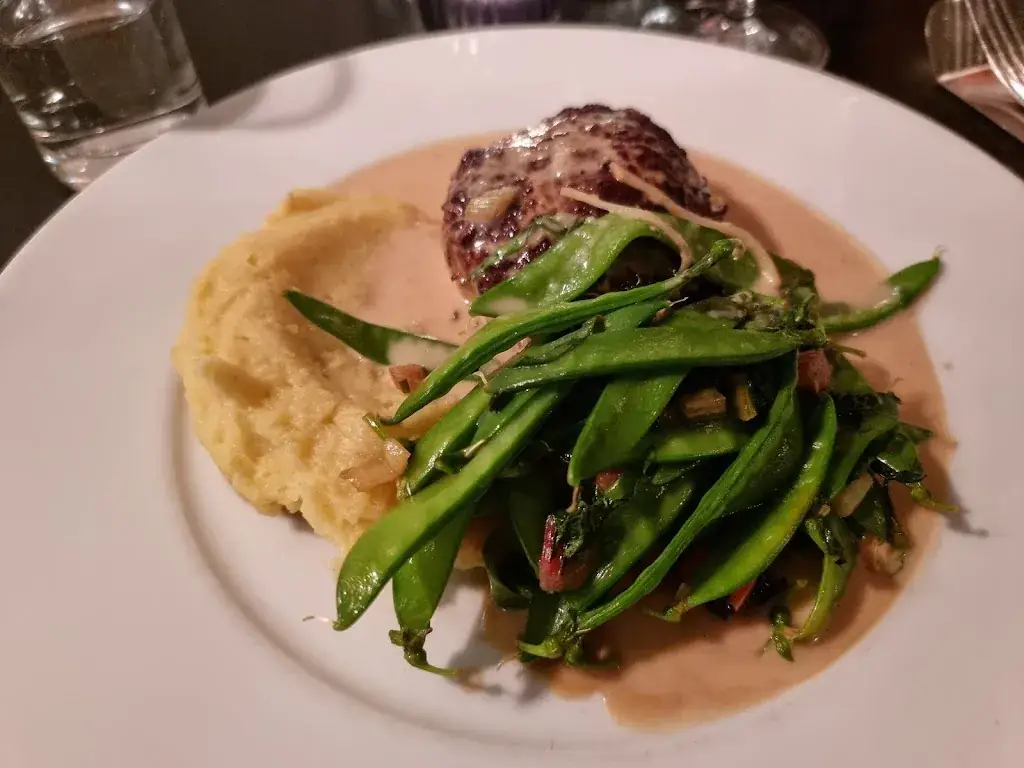 die Wilderin_Amras_slider_image_2