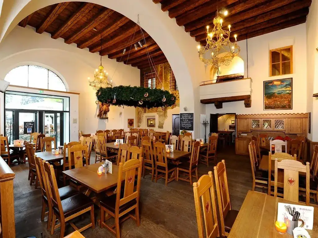 Stiftskeller_Amras_slider_image_3