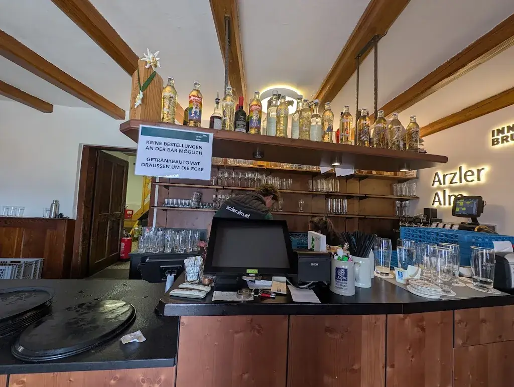 kosita butrattana_Arzler Alm Innsbruck 1067m_Amras_recensione