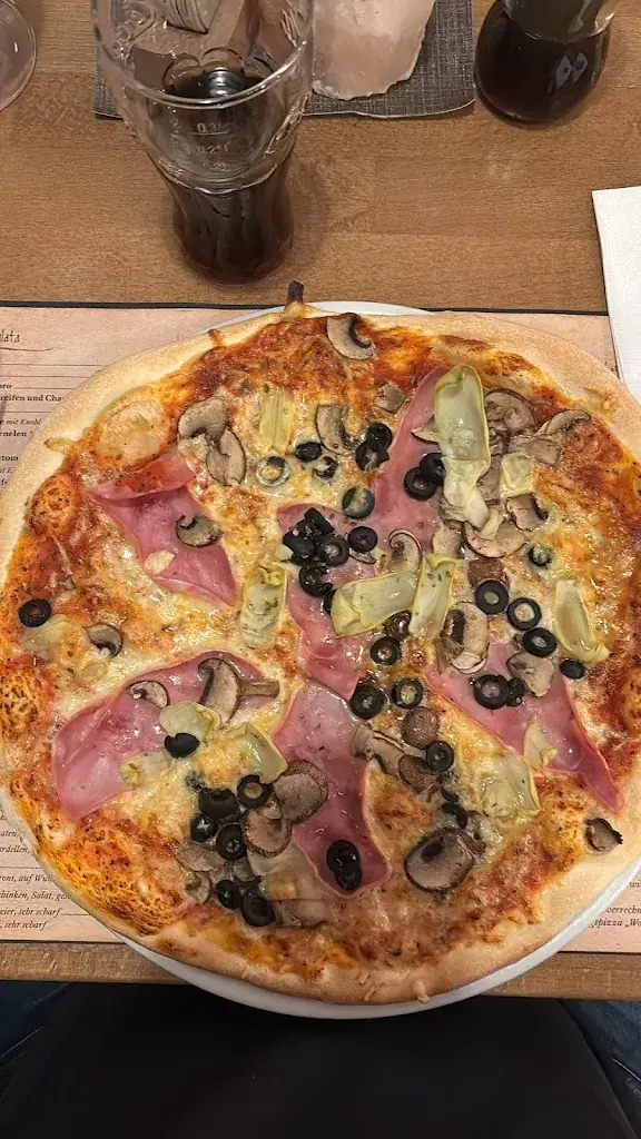 Vincent Molkenboer_Pizzeria Kruma Bar Cafe_Aschau im Zillertal_review