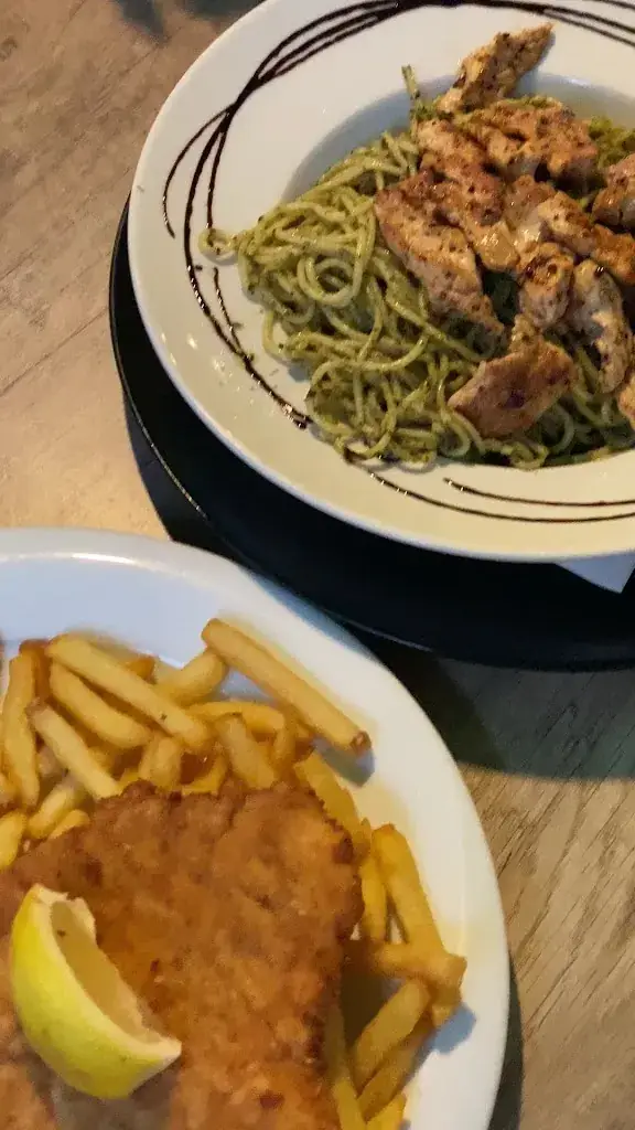 Schnitzelstation Klammlhof_Aschau im Zillertal_slider_image_2