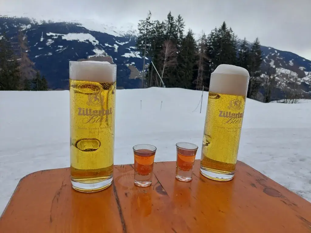 Menu_Abfahrtshütte_Aschau im Zillertal_image_2