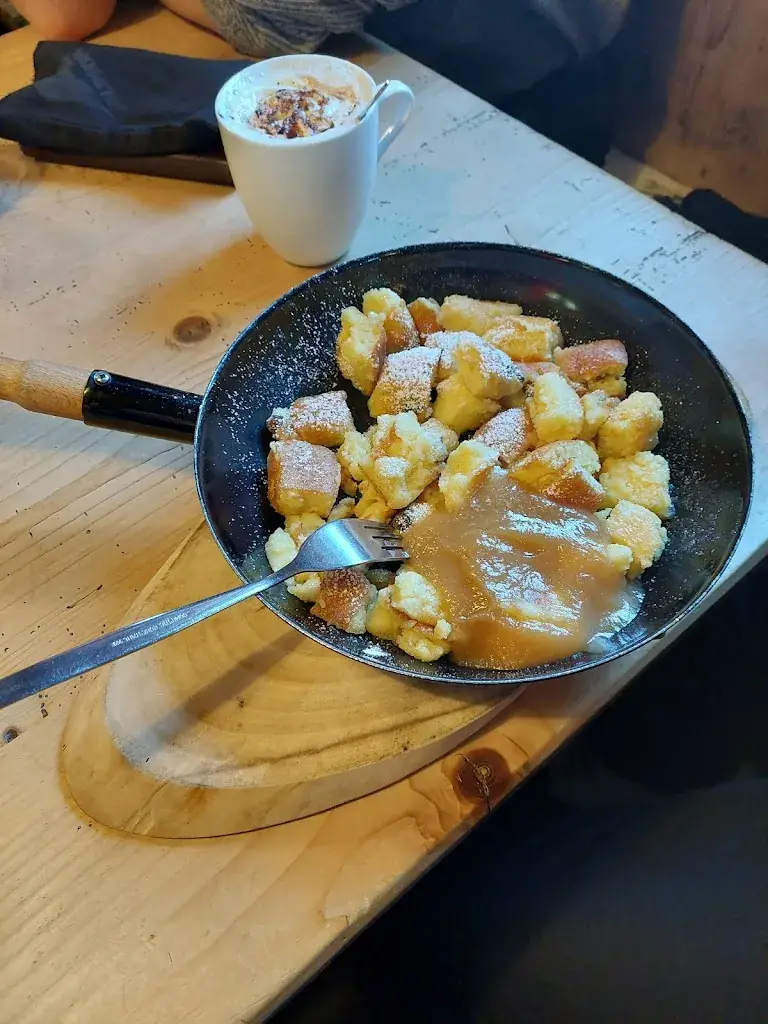 Menu_Abfahrtshütte_Aschau im Zillertal_image_3