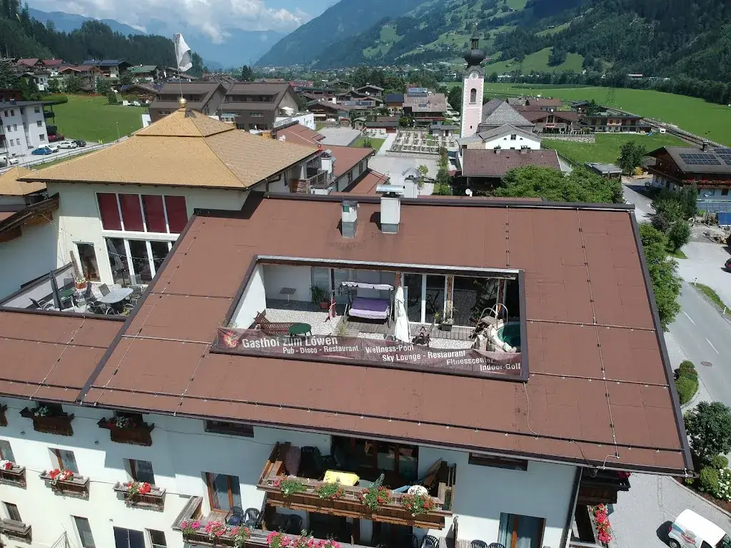 Hotel-Gasthof Zum Löwen_Aschau im Zillertal_slider_image_1