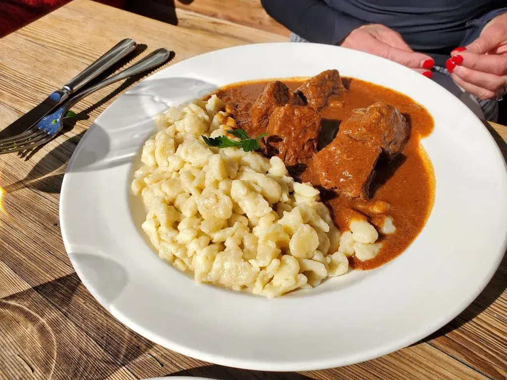 Chris Robins_Hallerwirt - Restaurant & Appartements_Aurach_review