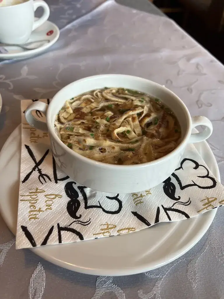 dominik skalski_Gasthaus Riedl 