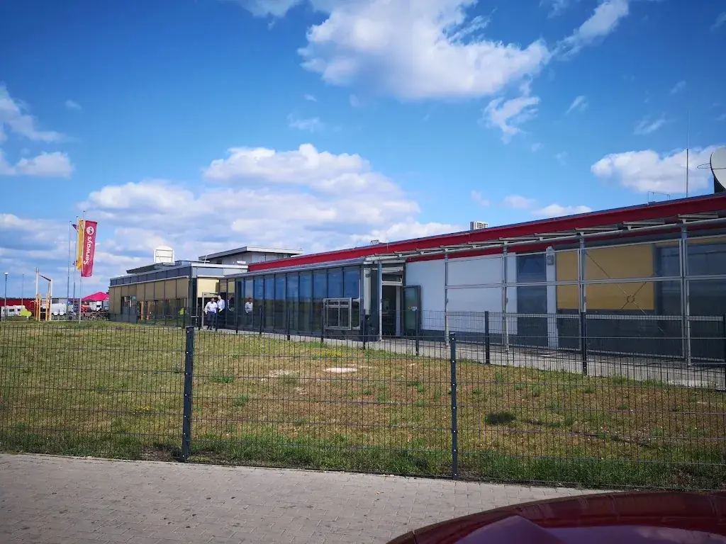 Elena Andreea Benta_Serways Raststätte Aurach Nord_Aurach_recensione