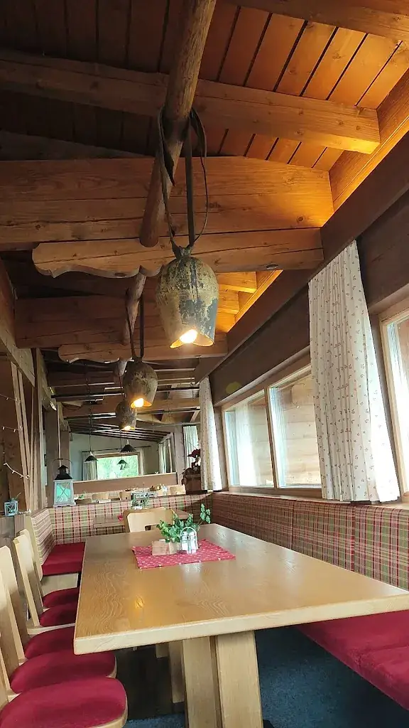 Thurntaler Rast - Almgasthaus & Ferienwohnungen_Außervillgraten_slider_image_2