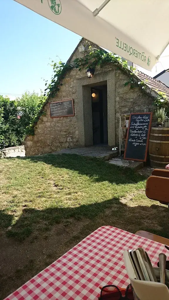 Laszlo Toth_Heuriger 