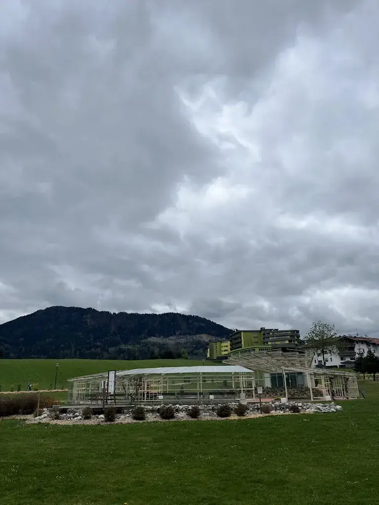 Yun_DAS SIEBEN_Bad Häring_review