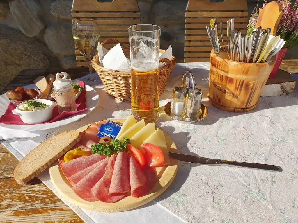 Zur Rösslwirtin_Axams_slider_image_3