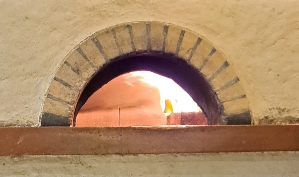 Paul Gullick_Taverna da Guzzi_Axams_avis