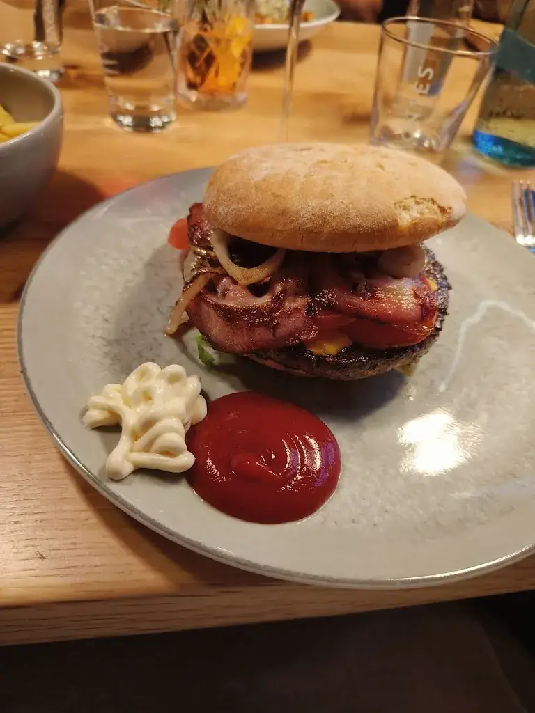 Nick_STUCK.WIRT_Bichlbach_review