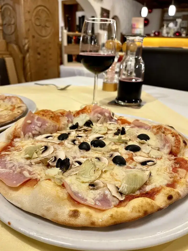 Pizzeria San Marco_Bichlbach_slider_image_3