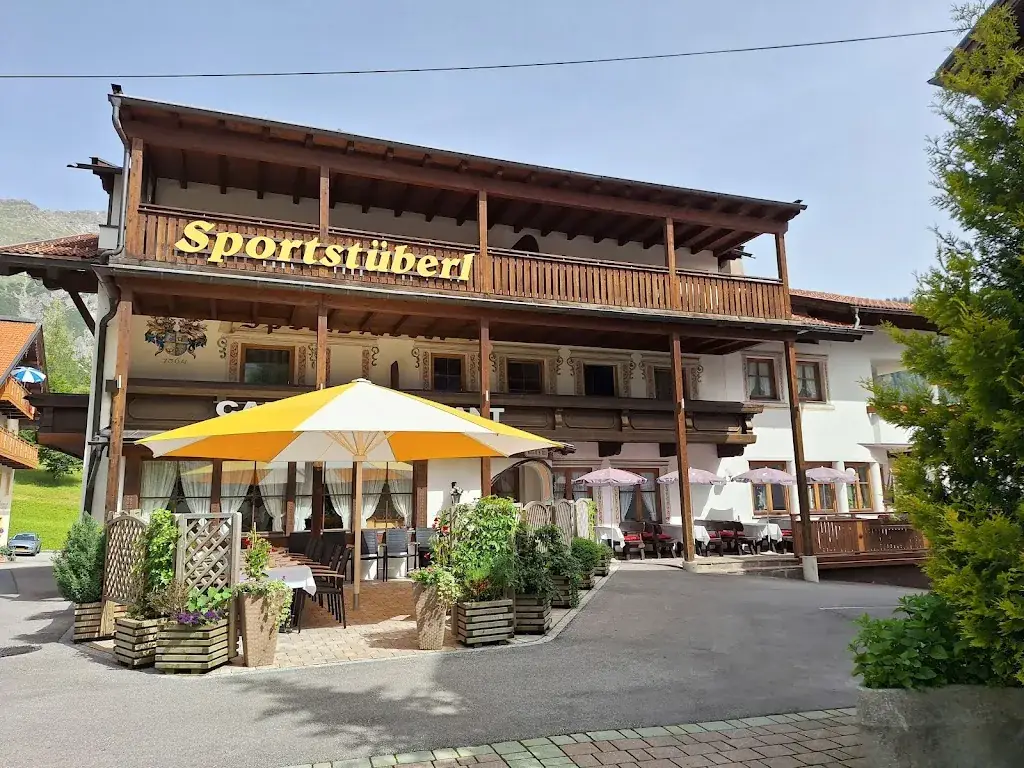 Cafe-Restaurant Sportstüberl Appartements restaurant à Berwang