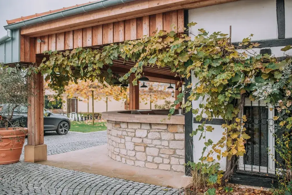 Tullius – Die REBMEISTEREI_Auen_slider_image_1