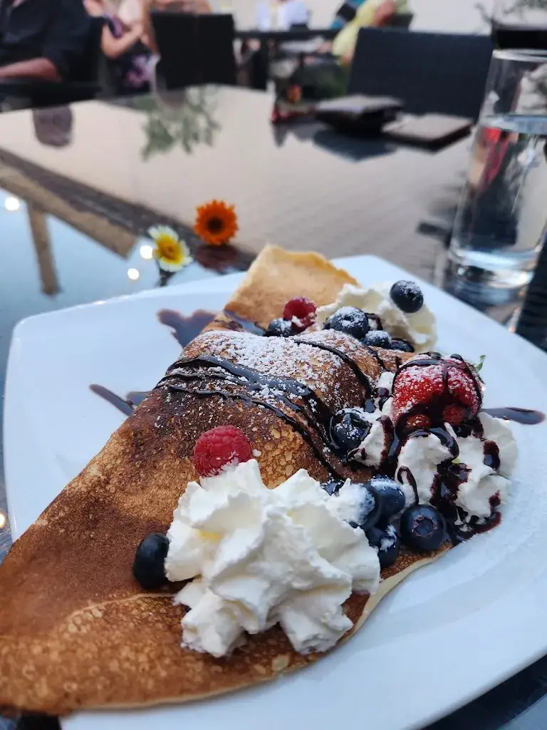 Angelina_Heuriger Schopf_Andau_avis