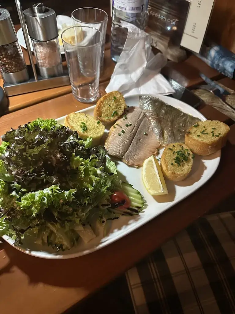 Valeriia Miasoiedova_Restaurant Holzerstubn_Biberwier_review