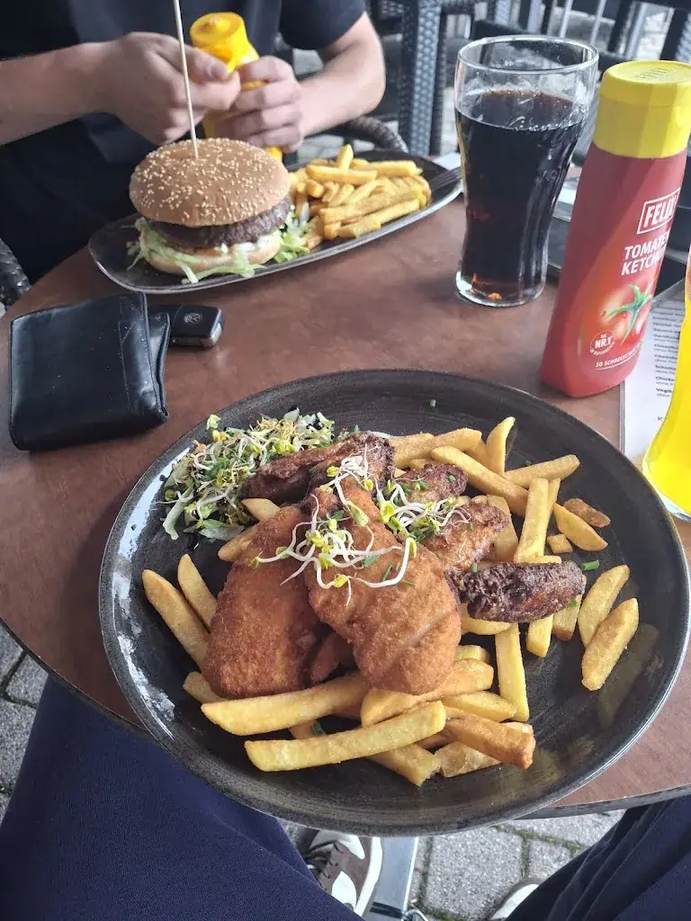 Adam Moc_Anton's Cafe-Restaurant_Biberwier_recensione