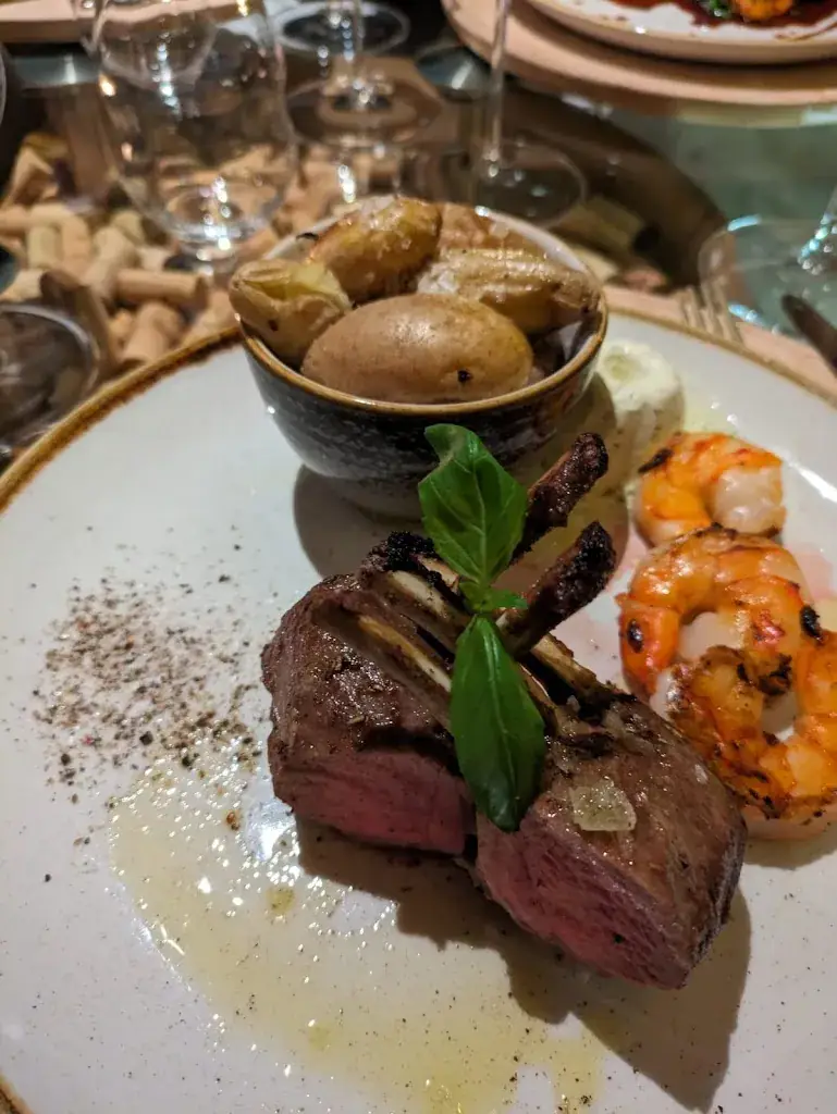 Tracey M_Winelounge_Biberwier_review