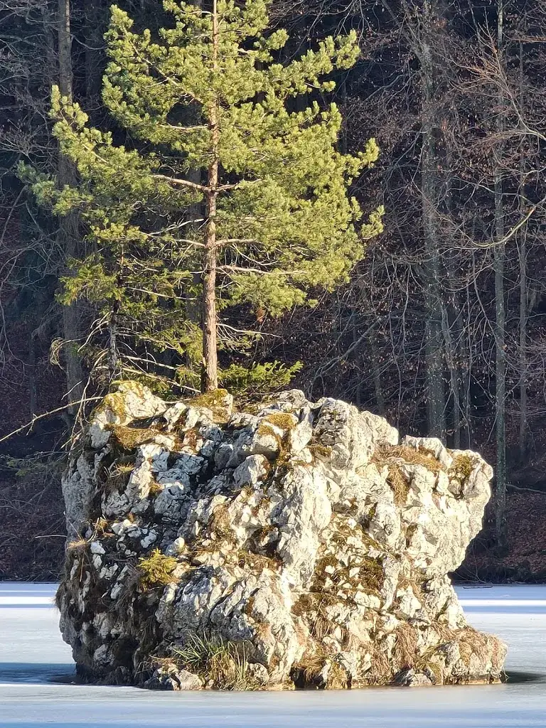 András Vidéki_BERGLSTEINERSEE 712er LOUNGE_Breitenbach am Inn_review