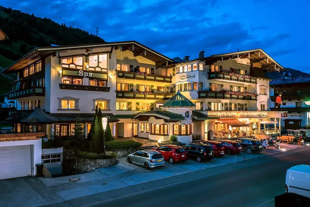 Hotel Central restaurant à Bruck am Ziller