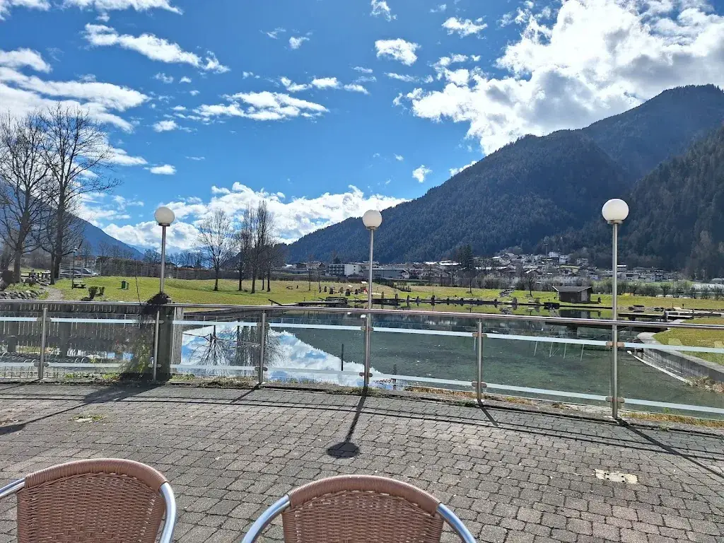 carole jones_Café & Restaurant Schlitterer See_Bruck am Ziller_recensione