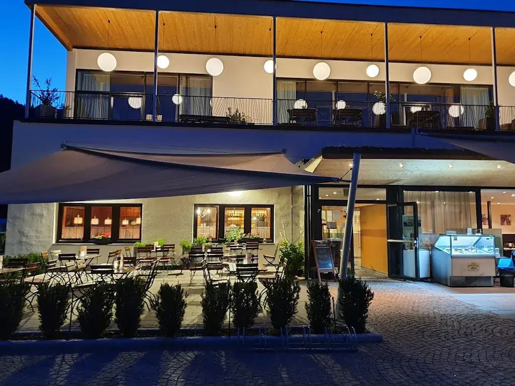 Campingrestaurant Hell restaurant à Bruck am Ziller