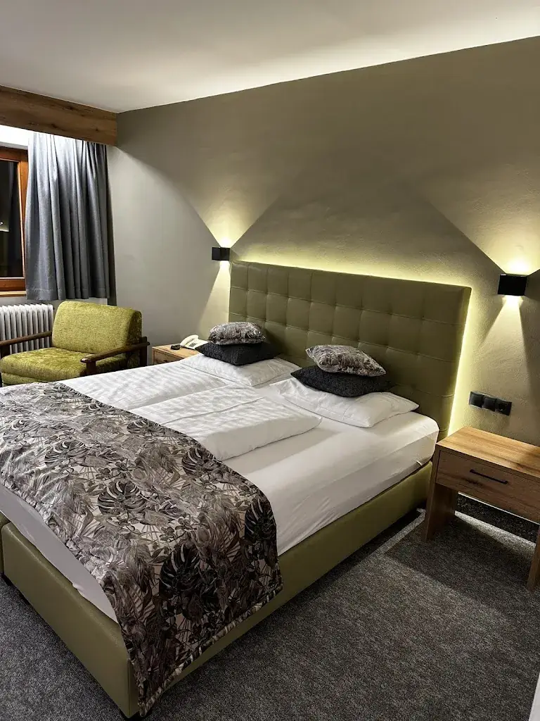 Hotel „Cafe-Zillertal“_Bruck am Ziller_slider_image_3