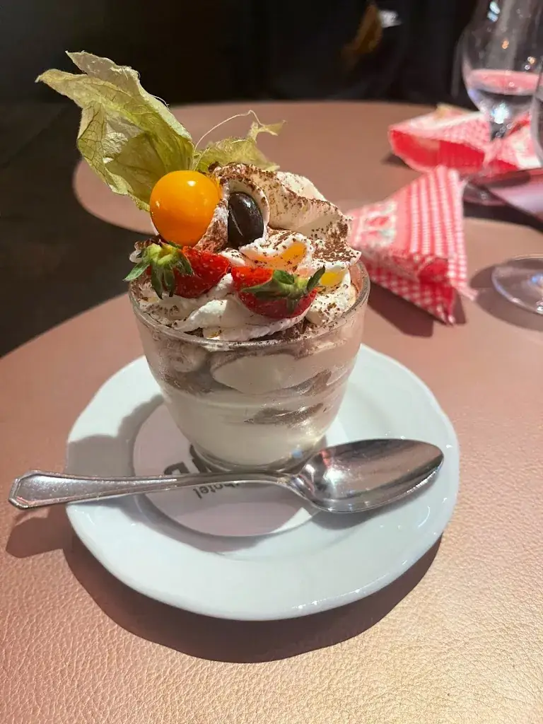 Oshrat Ben Isaac_Restaurant Zirbenstube_Bruck am Ziller_review